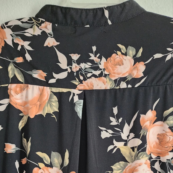 Ninedaily Women's 1/4 zip Pullover Floral Short Sleeve Blouse Sz L - Picture 8 of 10